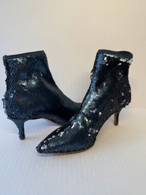 New Charles David Teal Blue Sequin Ankle Boots Pointed Toe Kitten Heel Size 6M